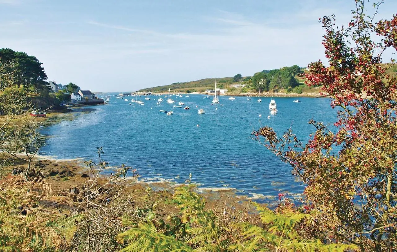 Gorgeous Home In Saint Pabu With Swimming Pool 0*, Saint-Pabu (Finistere)